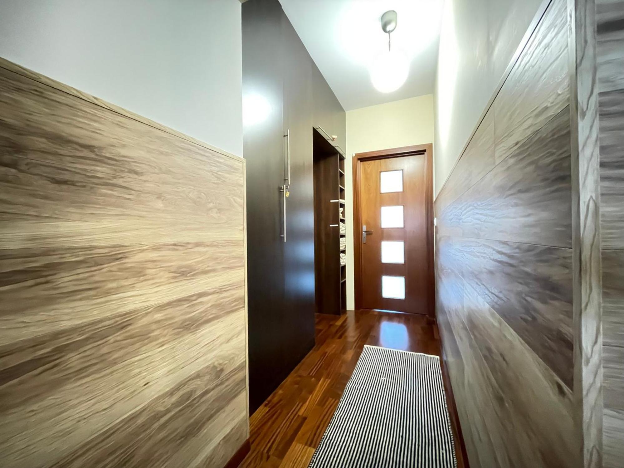 Appartement Superior Pulawska, 4 Rooms, 3 Bedrooms, Metro! Recepcion24h!