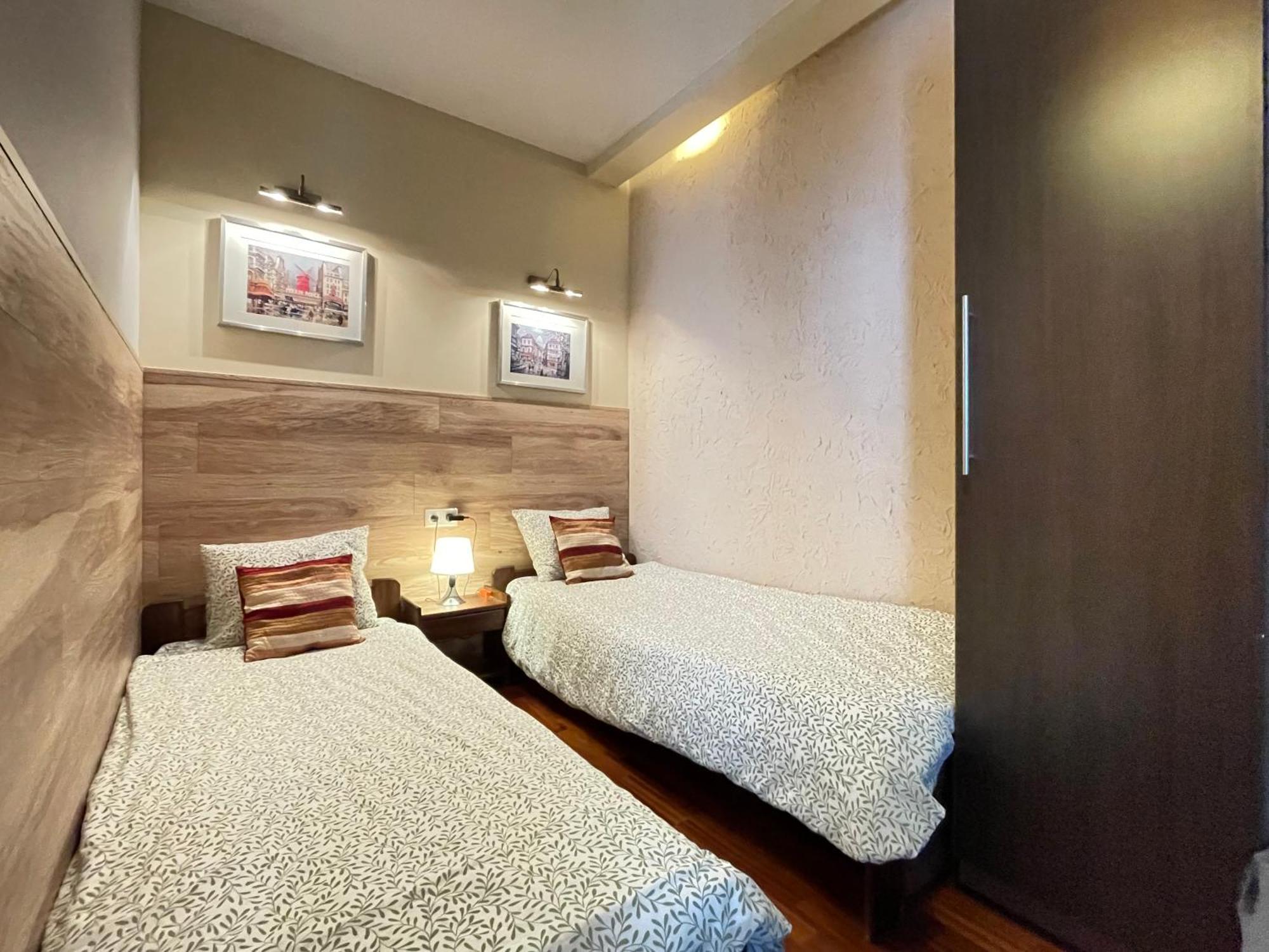 Butas Superior Pulawska, 4 Rooms, 3 Bedrooms, Metro! Recepcion24h! Warsaw