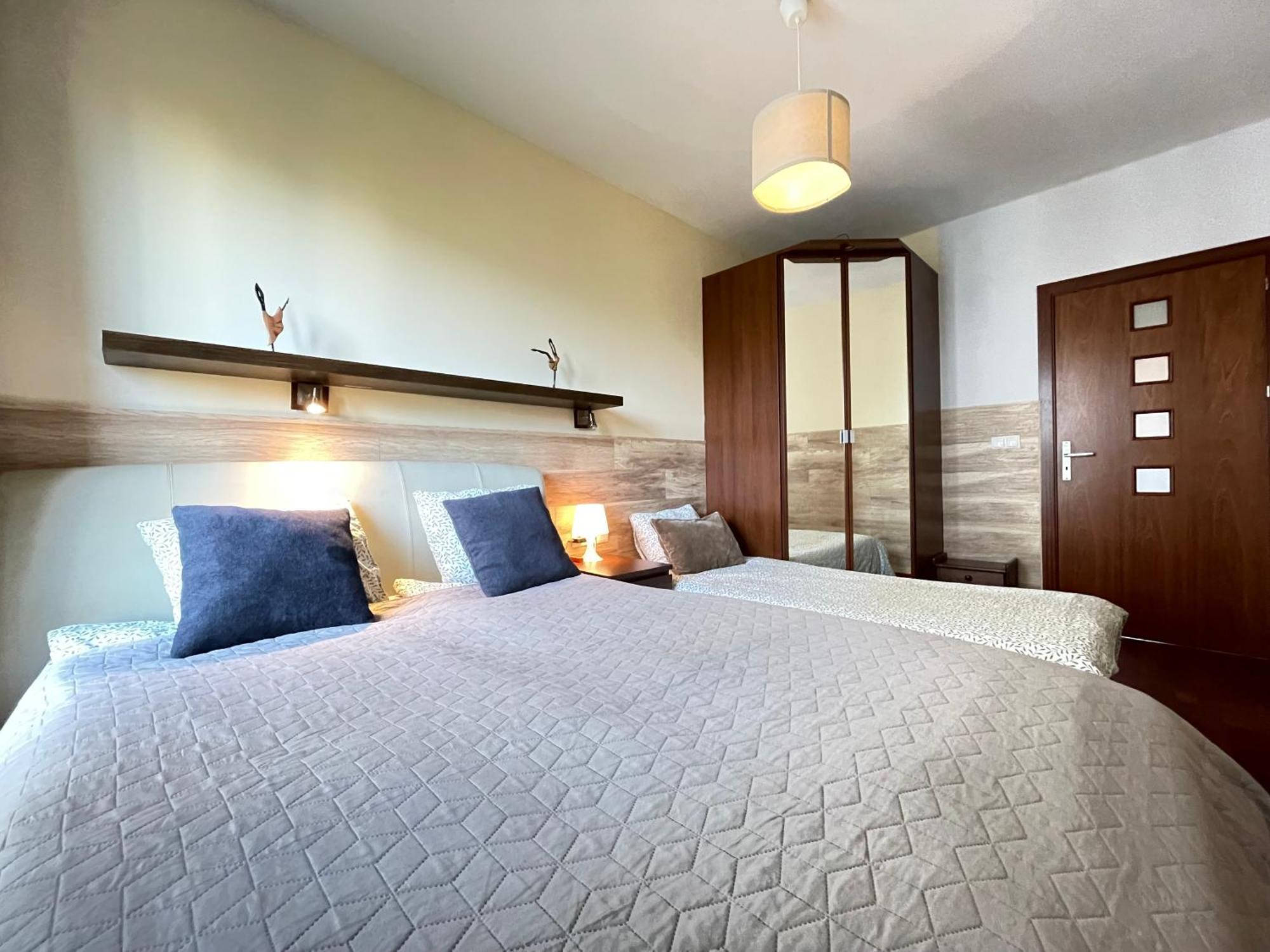 Superior Pulawska, 4 Rooms, 3 Bedrooms, Metro! Recepcion24h! Butas Warsaw